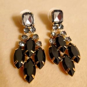 Very cute black stone earrings for sale!!